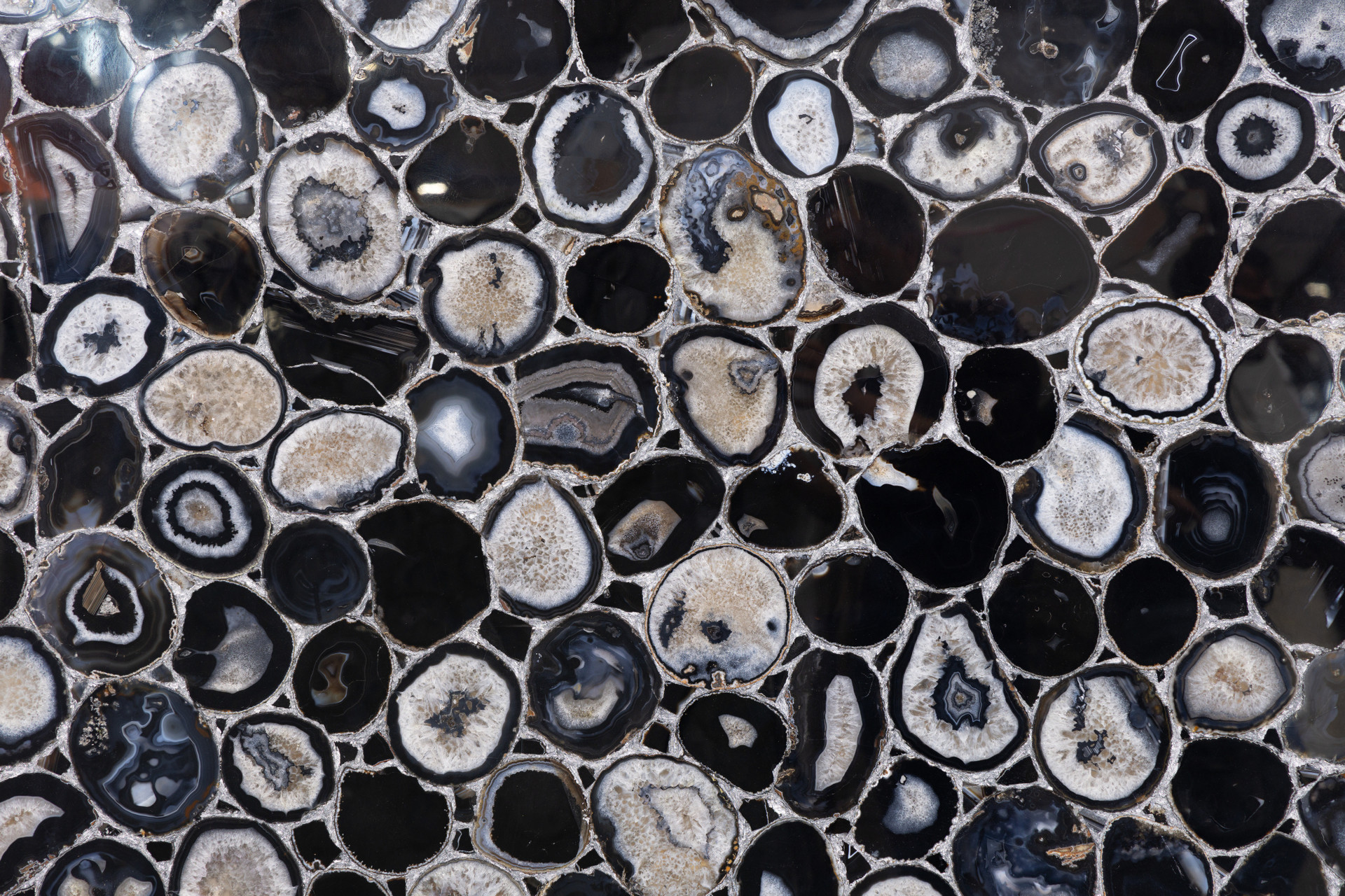Black Agate + Silver Leaf