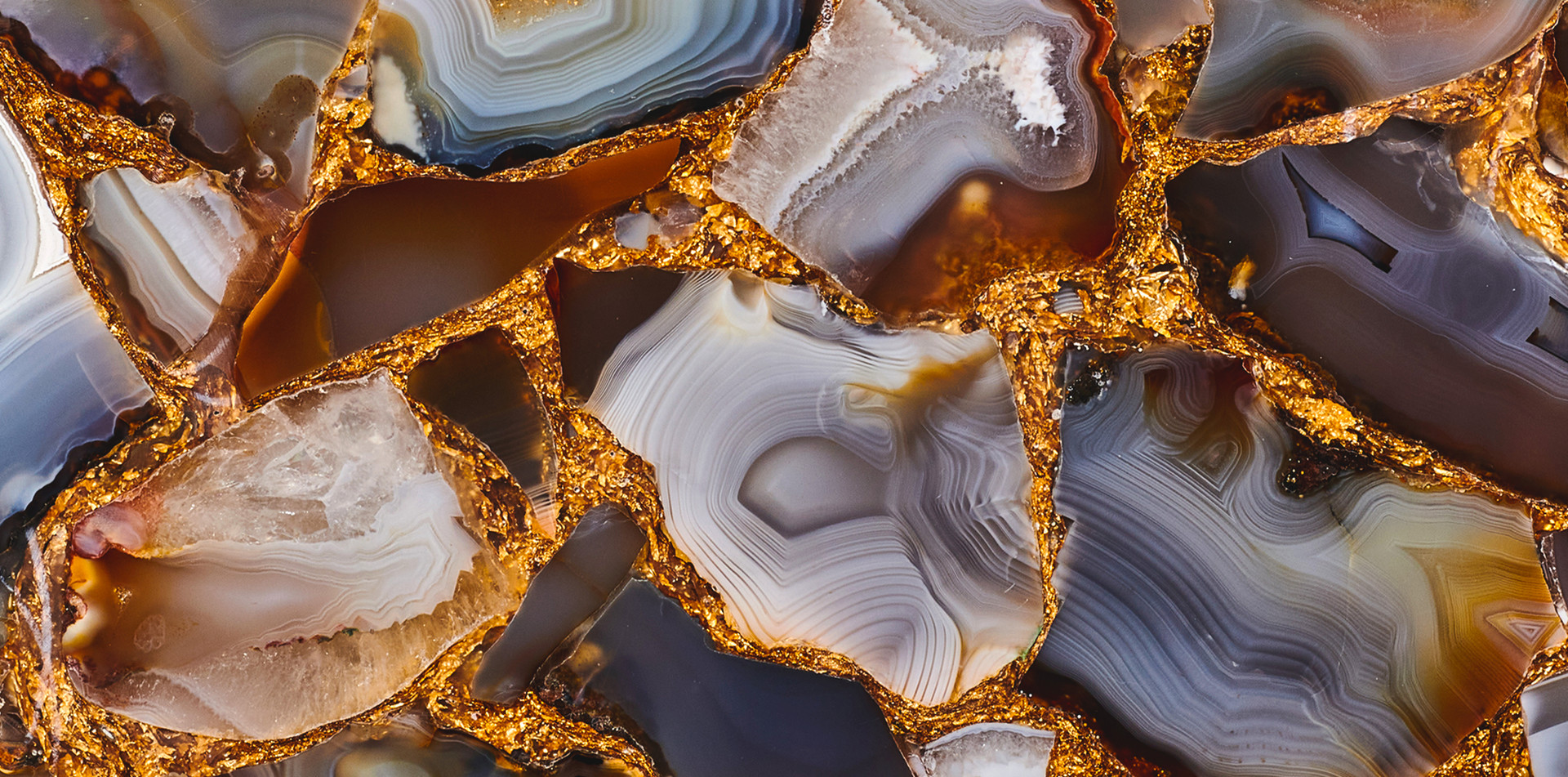 Grey Agate + Golden Leaf